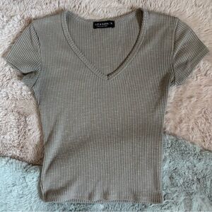 Liz and sara short sleeve brown ribbed top